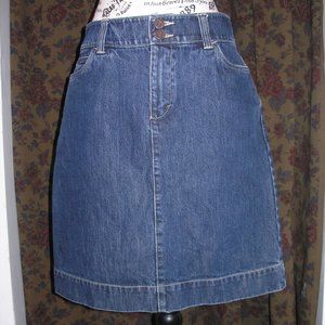 Eddie Bauer Women's Size 4 Blue Denim Wash Jean Skirt 100% Cotton Pockets